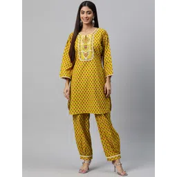 Nayam By Lakshita Floral Printed Thread Work Pure Cotton Cambric Kurta with Harem Pants-picture-34