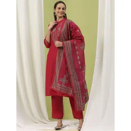 Nayam By Lakshita Women Floral Embroidered Regular Kurta with Palazzos & With Dupatta-picture-27