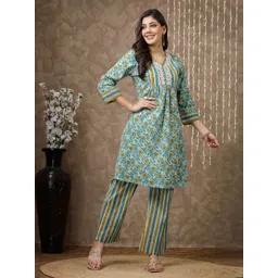 Nayam By Lakshita Women Floral Printed Regular Pure Cotton Kurta with Palazzos-picture-36