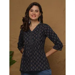 Nayo Women Floral Printed V-Neck Cotton Peplum Top-picture-23