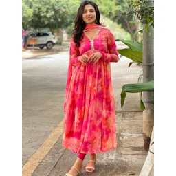 N.B.F Fashion Printed Tiered Thread Work Kurta With Leggings & Dupatta-picture-11