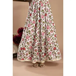 neepy Women Printed Tiered White Skirt-picture-12