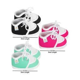 NESKA MODA Kids Pack Of 3 Black Pink & Green Cotton Booties image 5