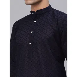 NEUDIS Men Navy Blue Cotton Chikankari Straight Kurta image 4