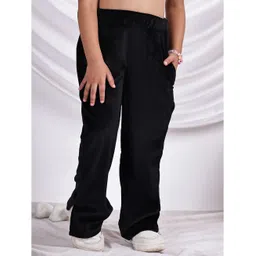 NEUDIS Velvet Knit Solid Trousers - Black-picture-12