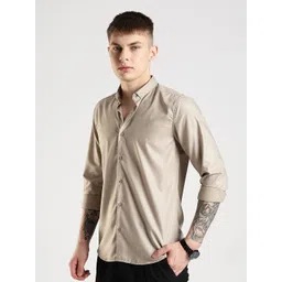 NEVER NEUD Men Classic Slim Fit Solid Spread Collar Casual Shirt image 4
