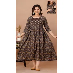 NEVISHA STYLE Cotton Woven Three Fourth Sleeves Floral Printed Maternity Kurta With Nursing Access - Brown-picture-15