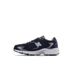 New Balance Women's Navy Running Shoes image 3
