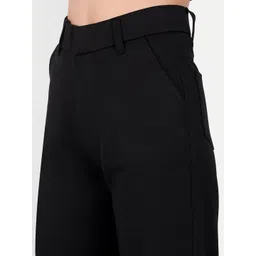 Next One Women Smart Loose Fit High-Rise Easy Wash Trousers image 3