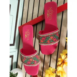 Nidima Women Embellished Embroidered Ethnic Open Toe Flats-picture-26