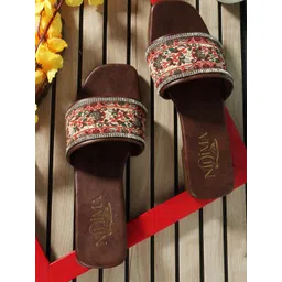 Nidima Women Embellished Ethnic Open Toe Flats-picture-12