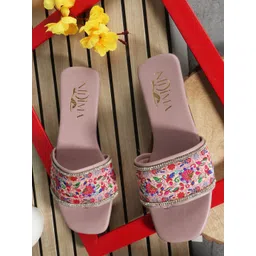 Nidima Women Embellished Ethnic Open Toe Flats-picture-21