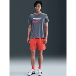 Nike Dri-FIT Challenger Men's Versatile Shorts-picture-21