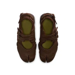 Nike Women Textile Sneakers image 3