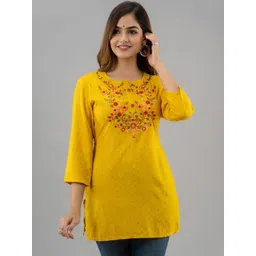 NISHABD Floral Embroidered Thread Work Thread Work Kurti-picture-24