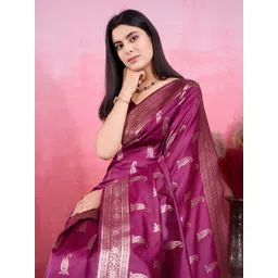 NIWAA Women Purple Ethnic Motifs Zari Pure Silk Kanjeevaram Saree With Blouse Piece-picture-26