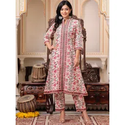 NNAVDHA Women Floral Printed Regular Pure Cotton Kurta with Trousers-picture-22