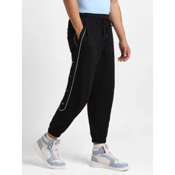 NOBERO Men Oversized Relaxed Joggers with Side Buttons-picture-28