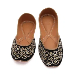 NR By Nidhi Rathi Women Black Handcrafted Gold & Silver Embroidered Ethnic Juttis-picture-11