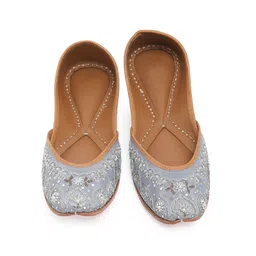 NR By Nidhi Rathi Women Embellished Handcrafted Silver Embroidered Ethnic Mojaris-picture-15