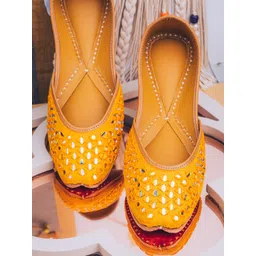 NR By Nidhi Rathi Women Ethnic Embellished Mojaris-picture-21