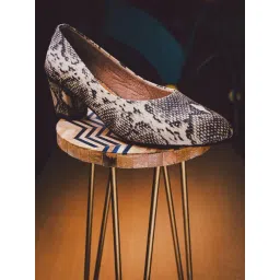 NR by Nidhi Rathi Women's Beige Casual Pumps-picture-43