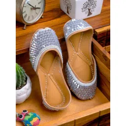 NR by Nidhi Rathi Women's Silver Ethnic Juttis-picture-18