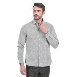 Numero Uno Grey Cotton Slim Fit Geometric Print Shirt-picture-31
