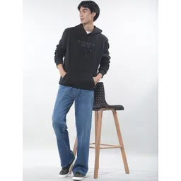 Numero Uno Men Relaxed Fit Mid-Rise Light Fade Stretchable Jeans image 5