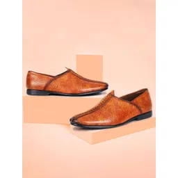 OCIO Men Textured Slip-On Lightweight Sneakers-picture-16