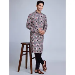ODETTE Men Geometric Printed Thread Work Kurta-picture-31