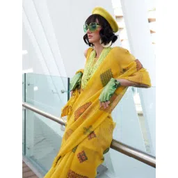 Odette Yellow Printed Saree image 2