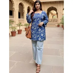 OKARA Floral Print Cotton Top-picture-15