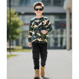 OLLINGTON ST. Cotton Full Sleeves Printed Sweatshirt & Joggers Set - Dark Green & Black-picture-10