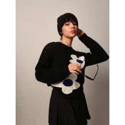 Only Black & White Floral Print Pullover-picture-34