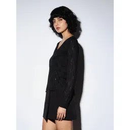 Only Black Self Design Pullover image 4