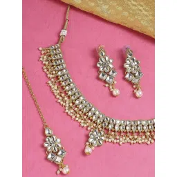 OOMPH Gold Kundan Necklace Set with Drop Earrings & MaangtikkaFor Women-picture-31