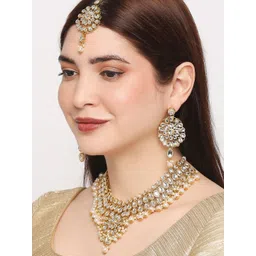 OOMPH Gold-Toned & White Kundan-Studded & Beaded Jadau Jewellery Set-picture-27