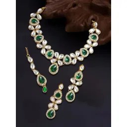 OOMPH Green Stone & Kundan Ethnic Choker Necklace Set with Drop Earrings & Maangtikka-picture-30