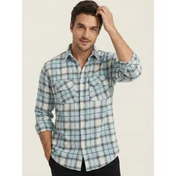 OQUENT Men Standard Checked Casual Shirt image 1