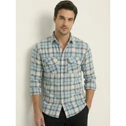 OQUENT Men Standard Checked Casual Shirt image 5