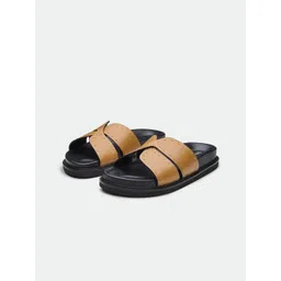 Oroh Women Open Toe Flats-picture-33