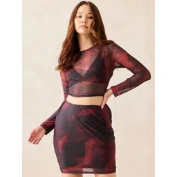 Outzidr Printed Fitted Top With Side Ruched Skirt-picture-23