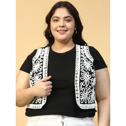 Oxolloxo Plus Size Embroidered Open Front Sleeveless Cotton Shrug-picture-30