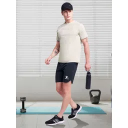 OXPECKER Men Regular Fit Mid-Rise Gym Shorts image 3