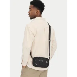 OZUKO Black PIXELPOD Camo Cross Body Bag-picture-23