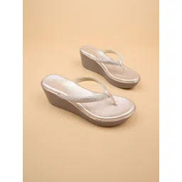 Ozuri Wedge Sandals-picture-27
