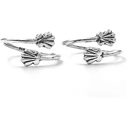 pahel - "the silver that shines" Floral Oxidised Silver Toe Rings Handmade Petal Design, Rustic Ethnic Look-picture-13