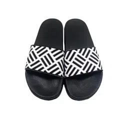 Pampy Angel Men Black Flip Flops-picture-31
