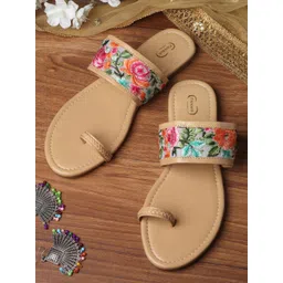 PANAHI Women Beige Embellished Ethnic One Toe Flats-picture-17